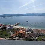 Atico Con Vistas En Raxó