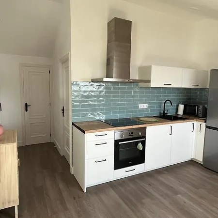 Atico Con Vistas En * Raxo